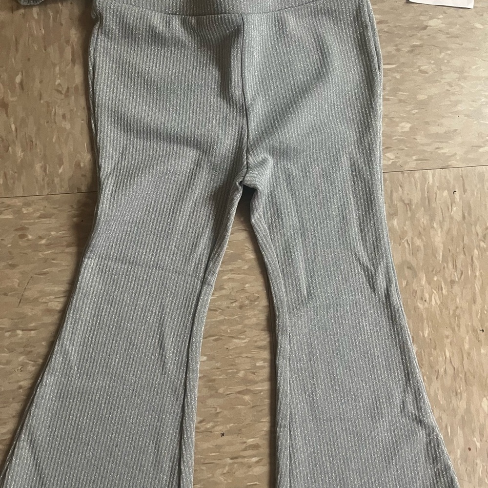 GAP Kids Gray Matching Set - Picture 2 of 5